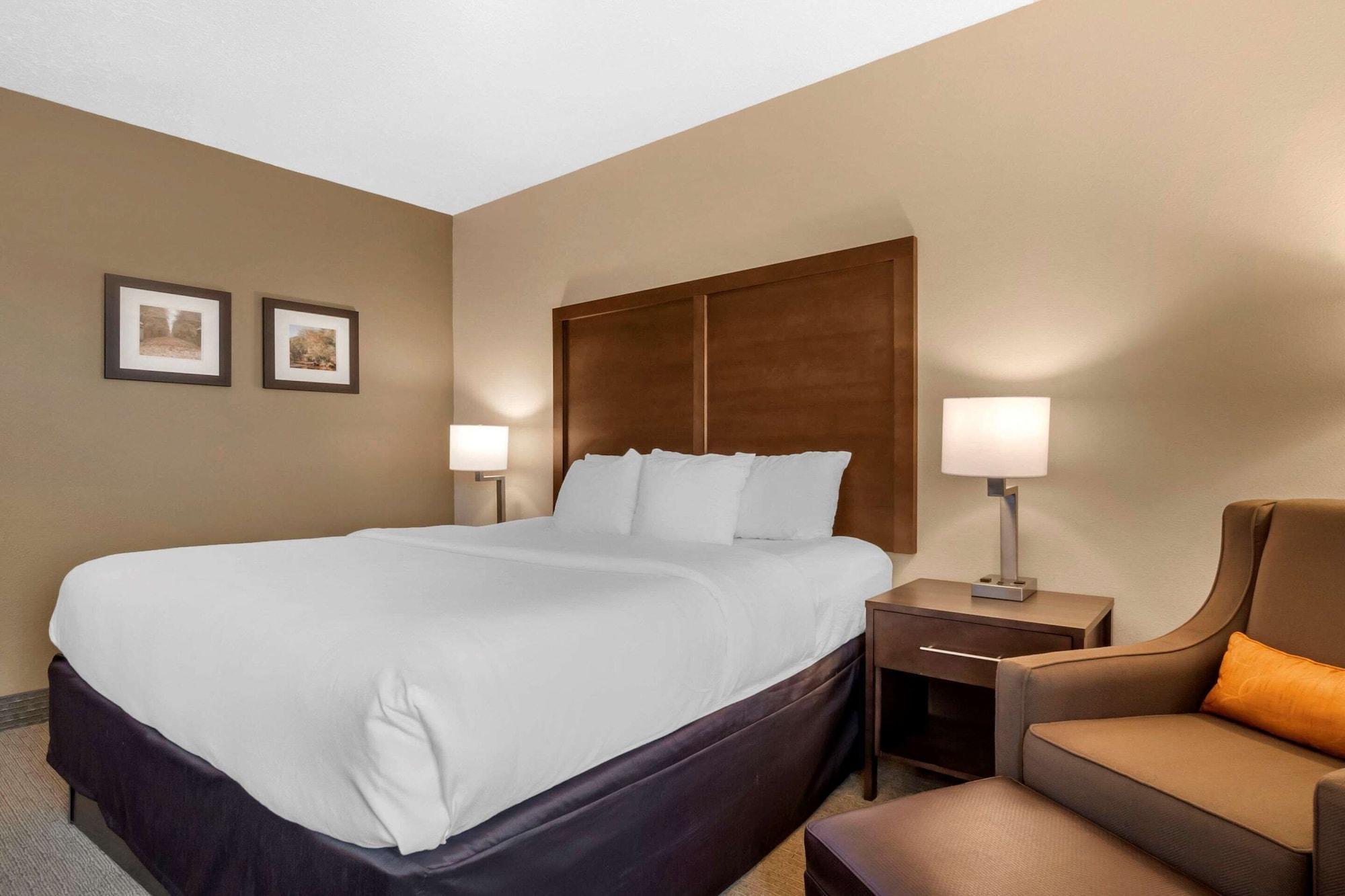 Comfort Inn & Suites Macon Экстерьер фото